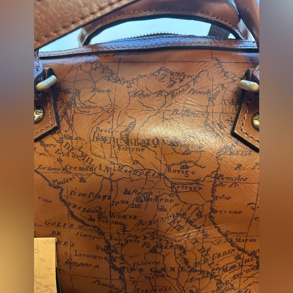 Patricia Nash Brown Map Print Skye Satchel Riot Rust Adjustable Strap NWT - Picture 3 of 13